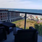 Mirage Seaview Mamaia